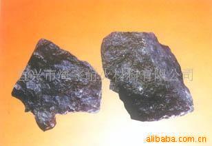 棕剛玉